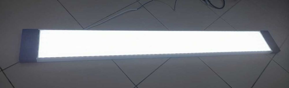 Aplica Led 120 cm