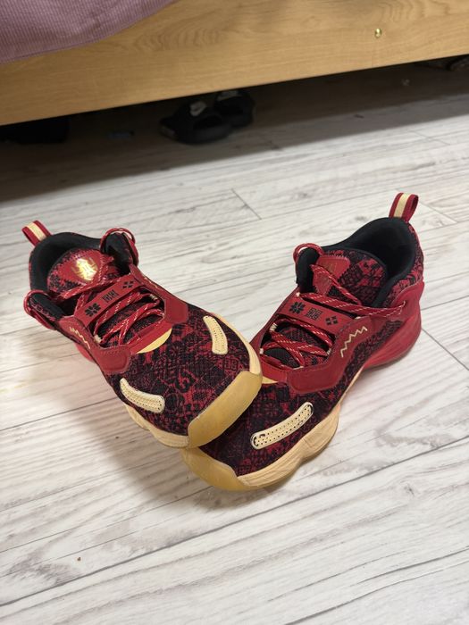 кроссовки Adidas ISSUE #3