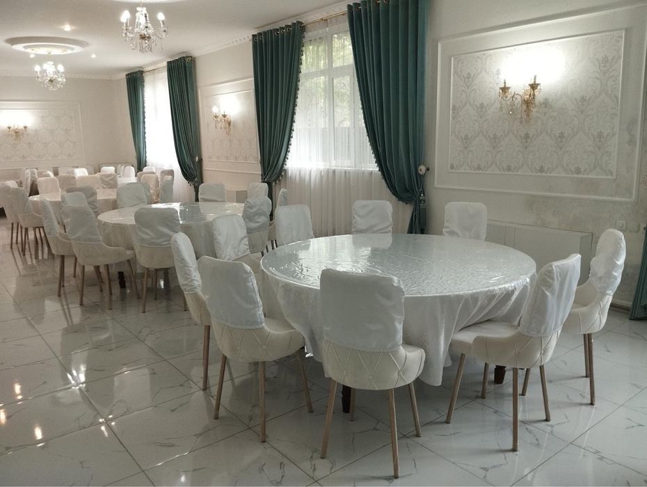 Продам стол и стулья