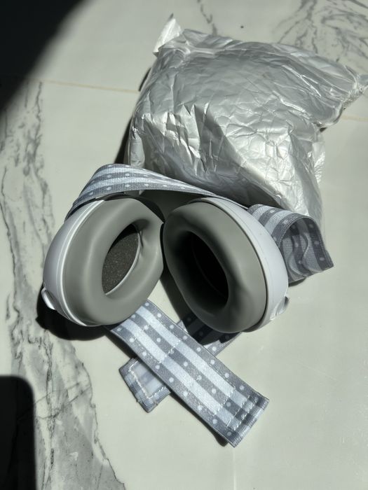 Casti bebelusi pentru protectia urechilor bebelusilor
