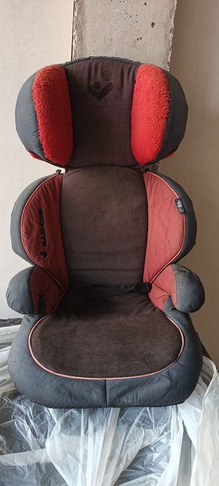 Детско столче за кола