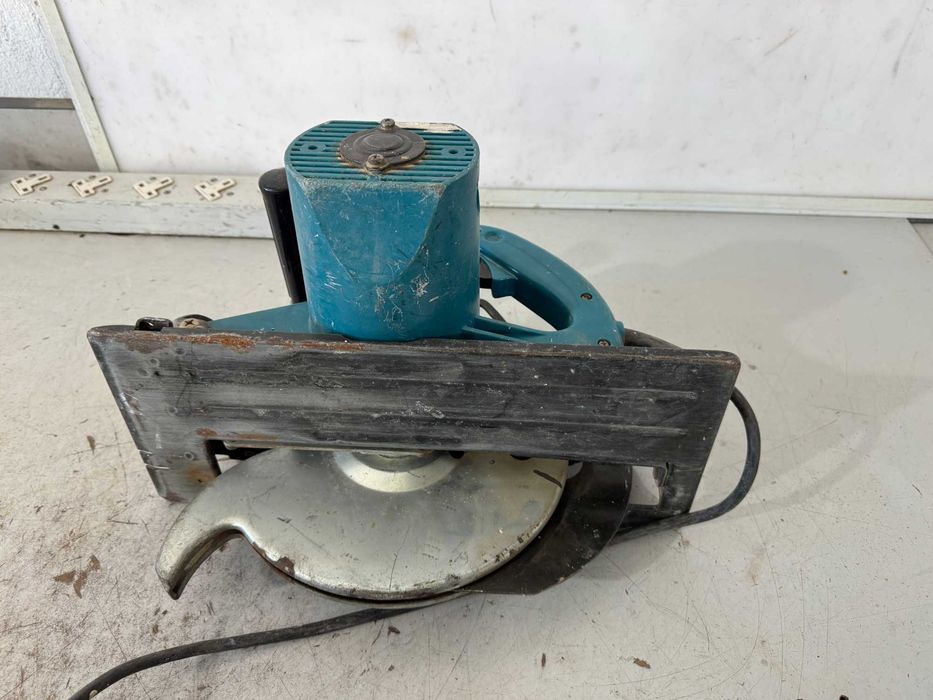 Ръчен циркуляр - Makita 1380 W/ 235 mm