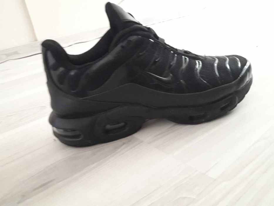 Nike Air Max Plus, Tuned Air.