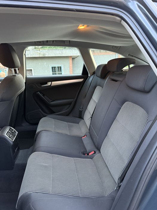 Vând Audi A4 B8 2008