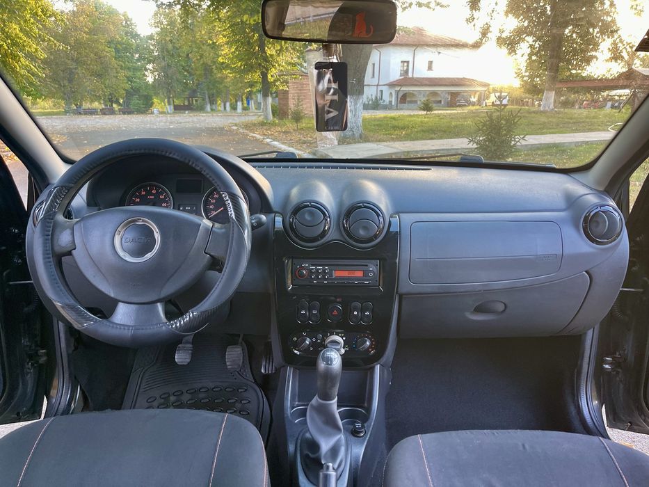 DACIA Sandero 2011 — imagine 3