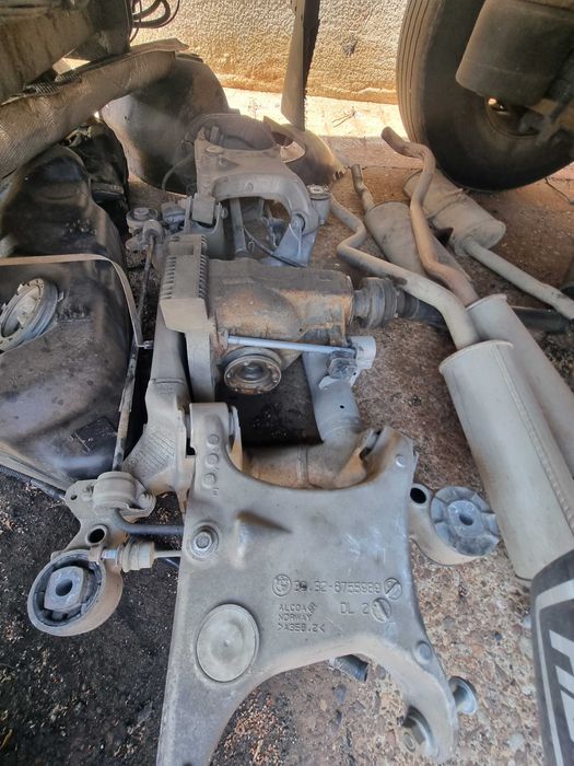 Punte spate BMW 530 xDrive 231 CP   E60     Cutie Manuala