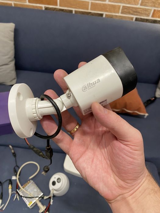 Камеры видеонаблюдения и датчики пожарной безопасный