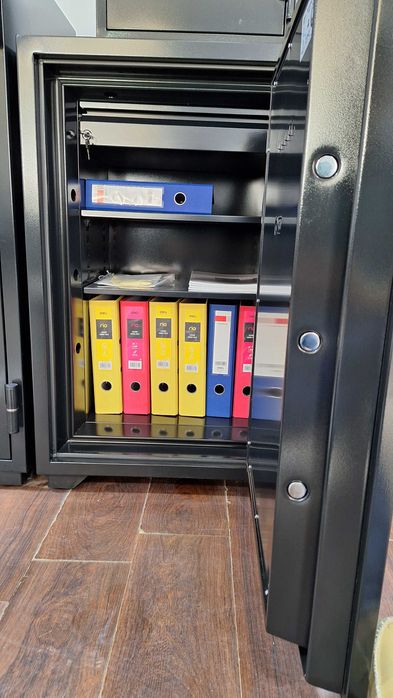 Большие Сейфы Seyf Diplomat . Серия 100. Высота 1 метр сейф