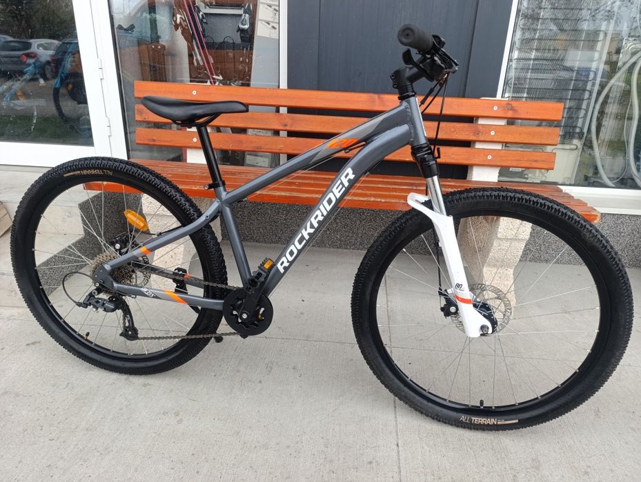 Планински велосипед  ROCKRIDER  ST 120 27,5/S
Изключително запазен.
Ве