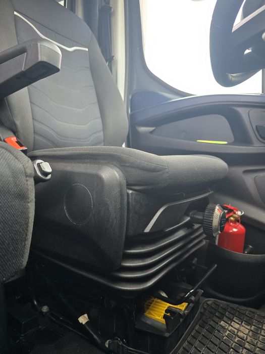 Iveco Daily cu prelată Hi-matic 2021