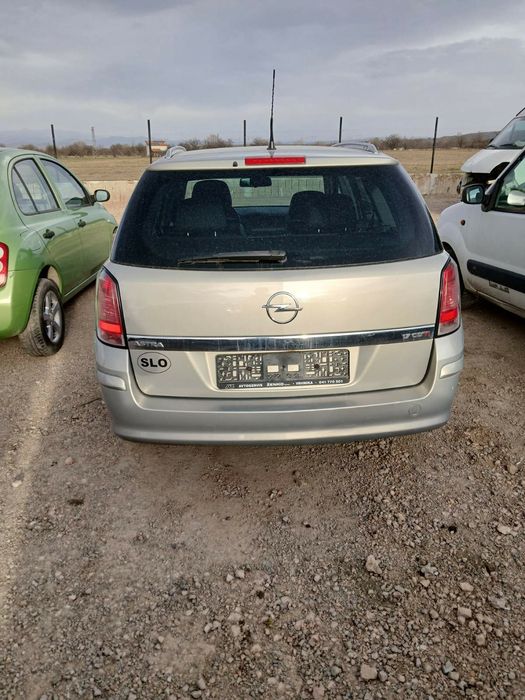 Опел астра 1.7 CDTI на части