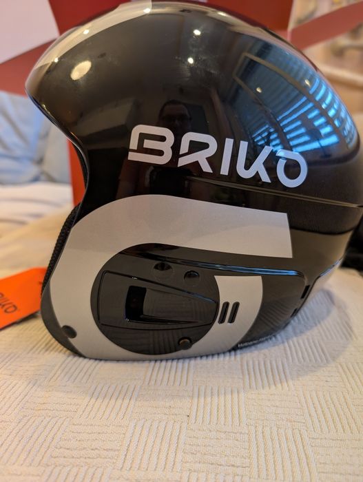 Детска състезателна ски каска BRIKO VULCANO FIS 6.8 JR [НОВА]