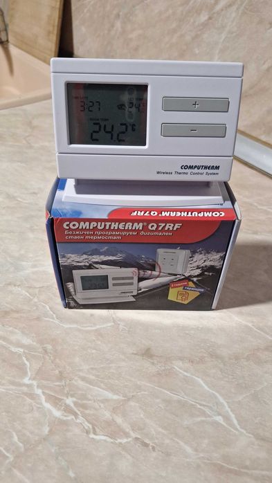 Безжичен стаен термостат Computherm Q7RF: програмируем