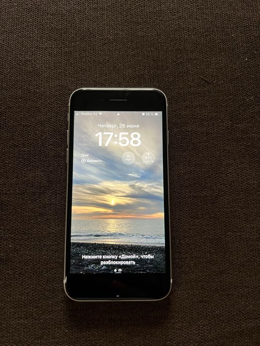 Продам Iphone se