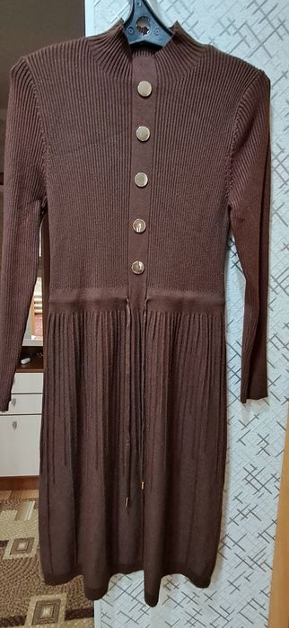 Продам платье новое