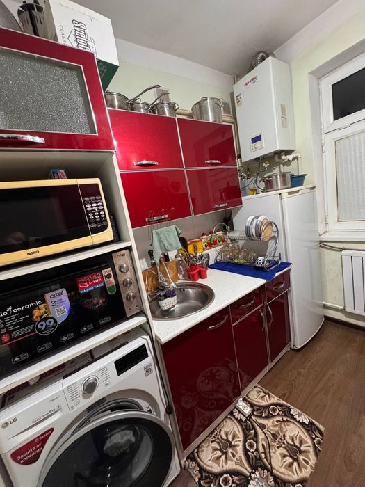 Жиззах шахри Навруз МФЙда 3 хонали квартира сотилади