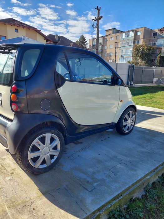 Vând autoturism Smart