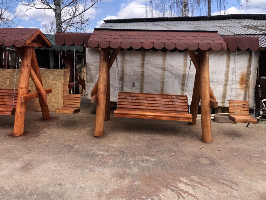 Balansoar din lemn / leagan cu tegola