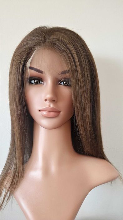 Естествена кафява перука 40 см, бразилски косъм, дантела 13x4