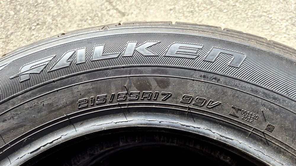 Vand 4 anvelope de vara Falken ZIEX ZE914 DOT2017 215 65 17