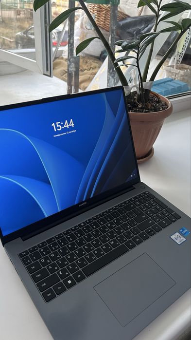 Huawei MateBook D16