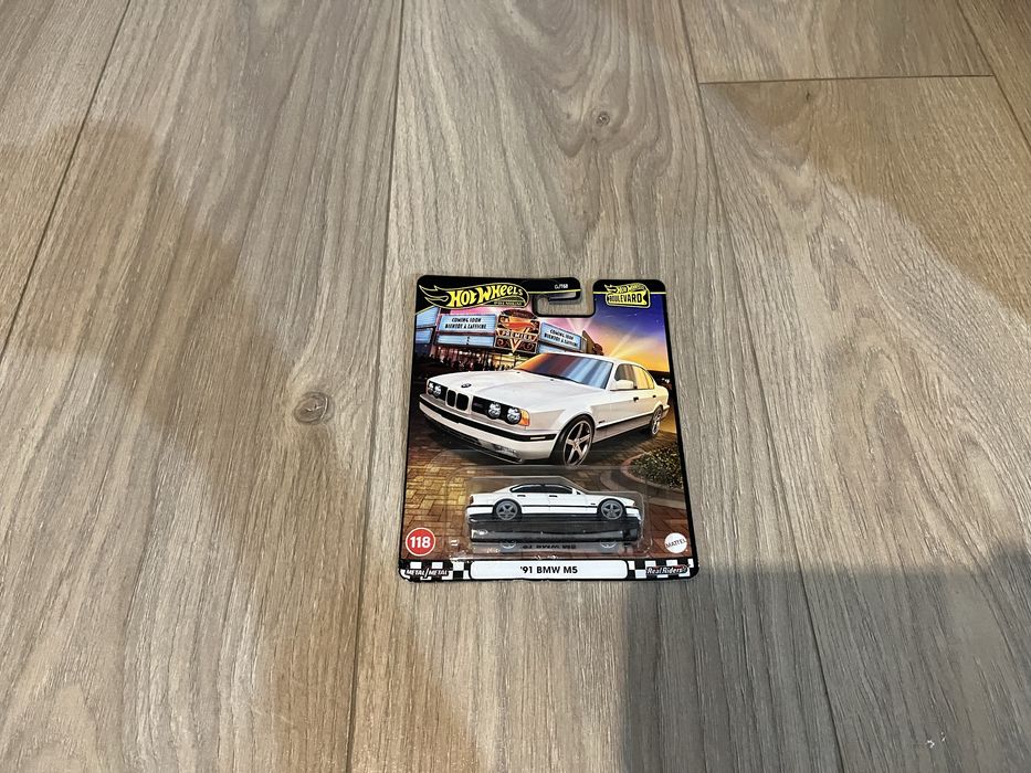 Hot wheels elite64, premium, bmw