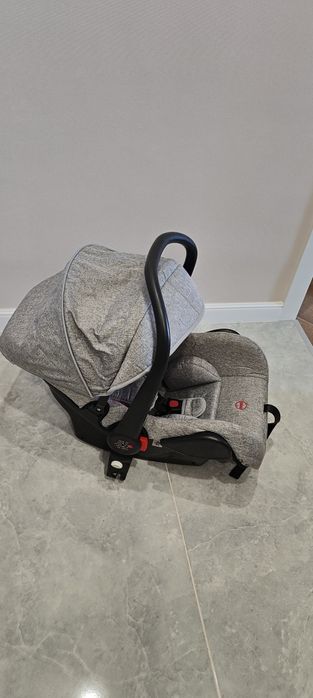 Автолюлька детская