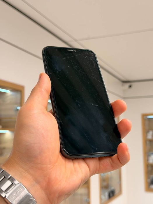 iPhone 11 | 128 GB