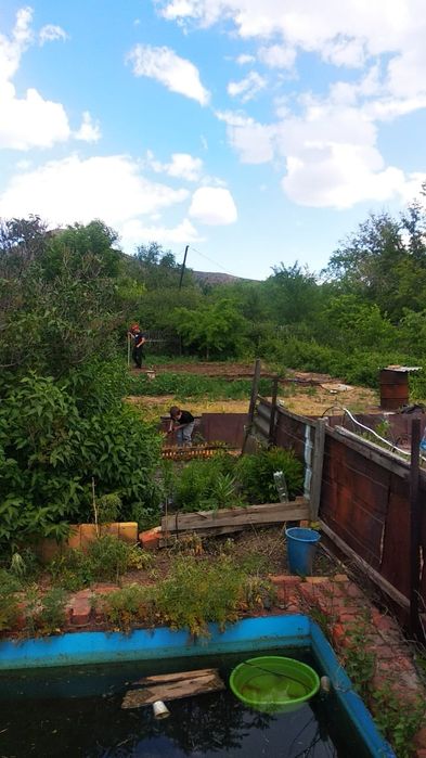 Продам дачу в  обществе Металлург Спп .