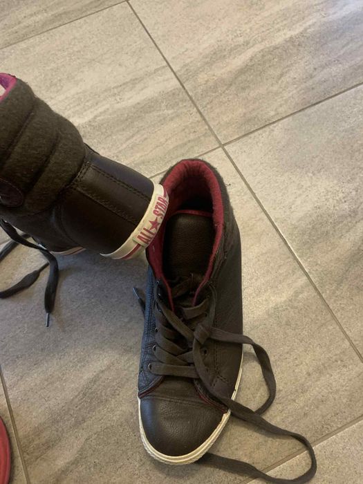 Дамски кецове