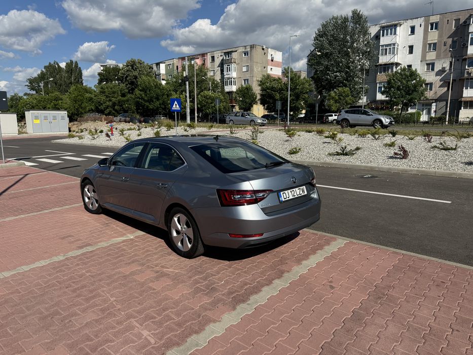 Skoda Superb  2016