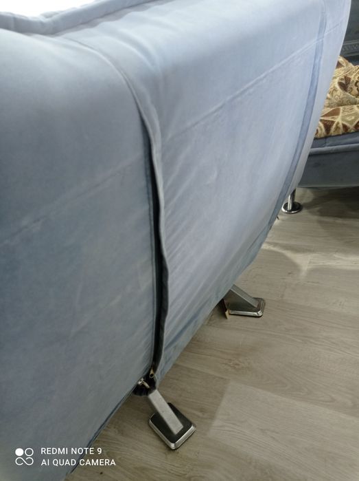 Срочно продам 2 шт кресла