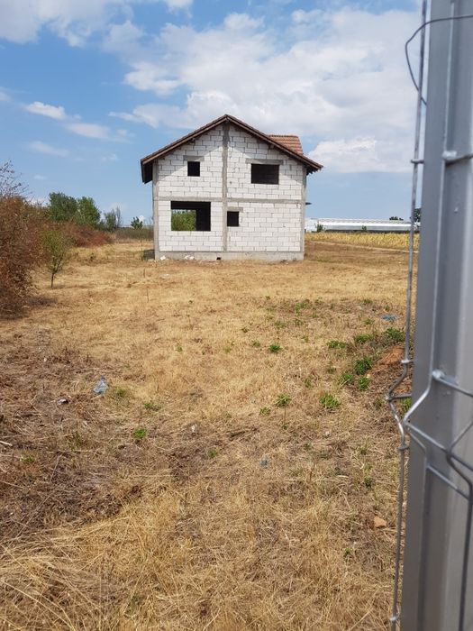 Casa la rosu 146 mp, teren 760mp