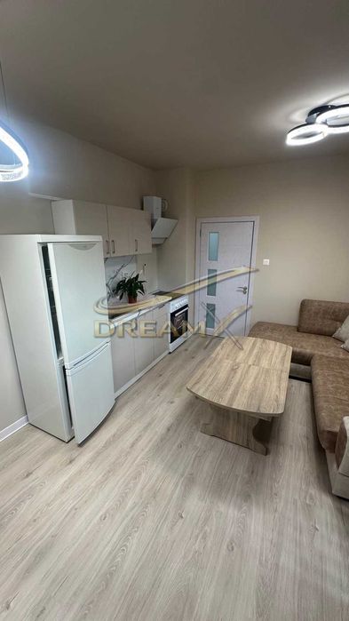 Тристаен апартамент под наем в Тракия! 71910167