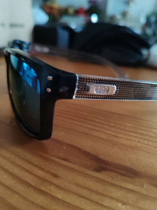 Слънчеви очила OAKLEY