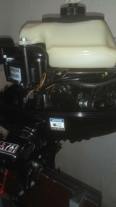 Извънбордов двигател MERCURY  3,5кс къс ботуш