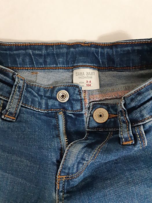 Детские модные джинсы