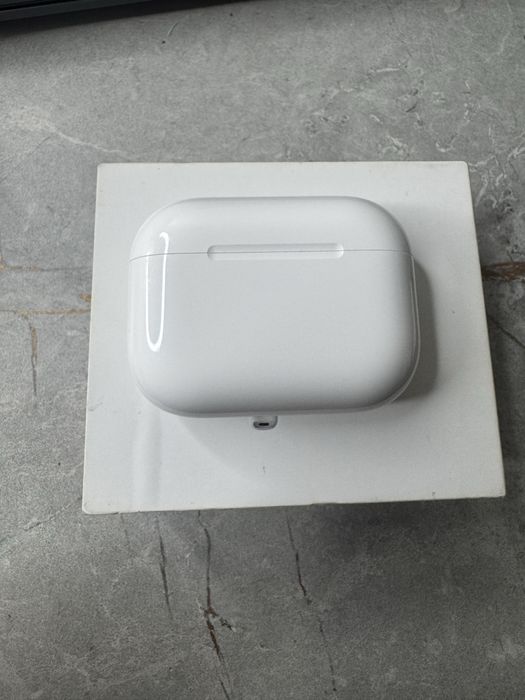 Продам Airpods pro 3 оригинал