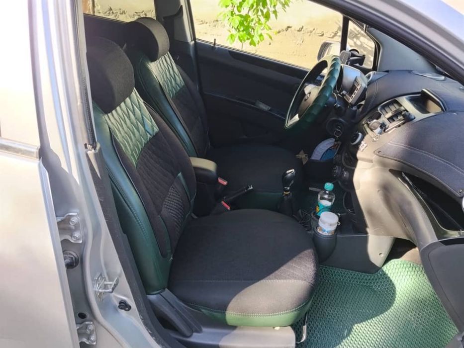 Chevrolet Spark 2011 — 6