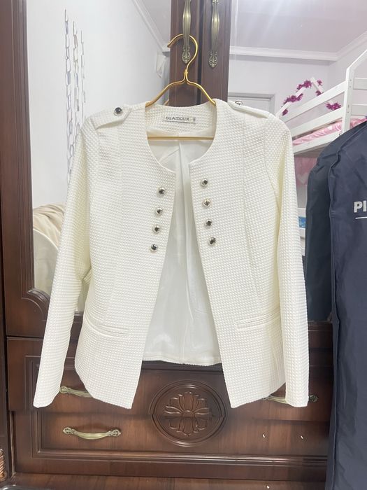 Куртка кастюм сатылады