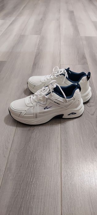 Кроссовки Renben