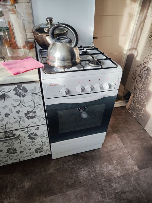 Продается газовая плита