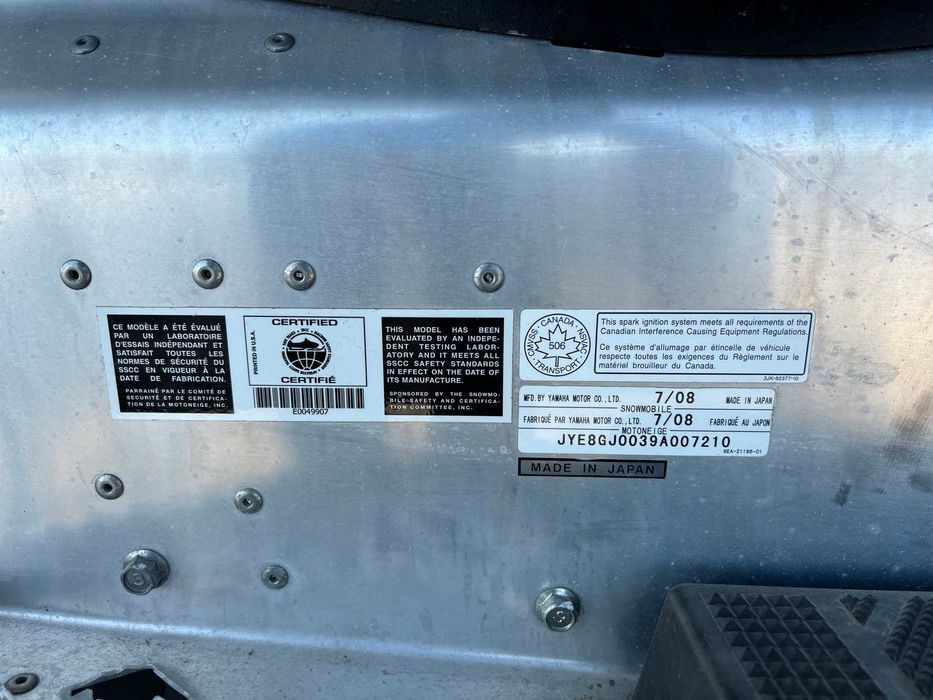 Snowmobil Yamaha Venture Lite