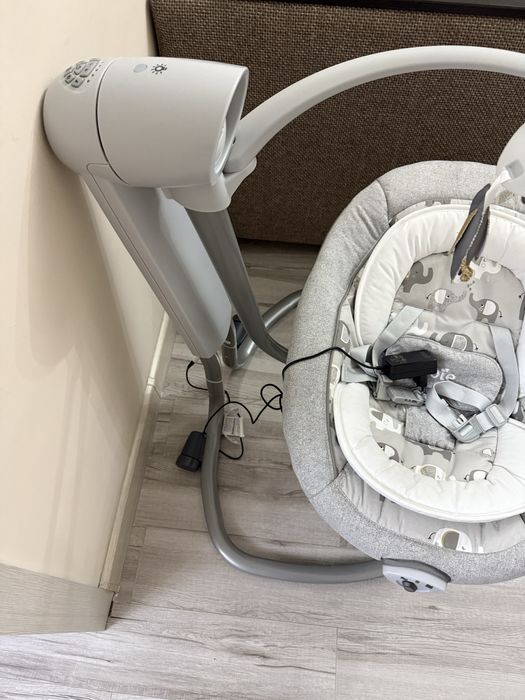 Шезлонг Joie Sirena.