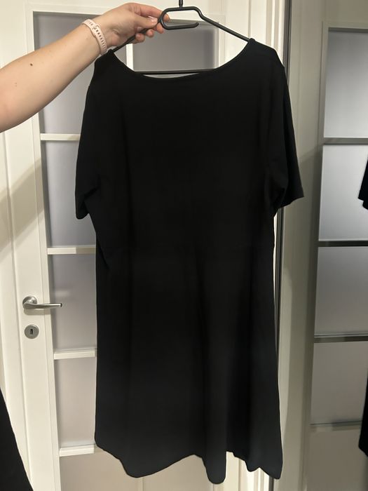 Rochie neagră basic oversize