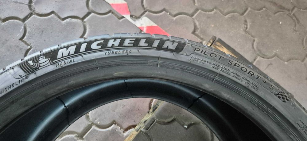 anvelope 265/35/20 si 285/30/20 Pirelli,Michelin