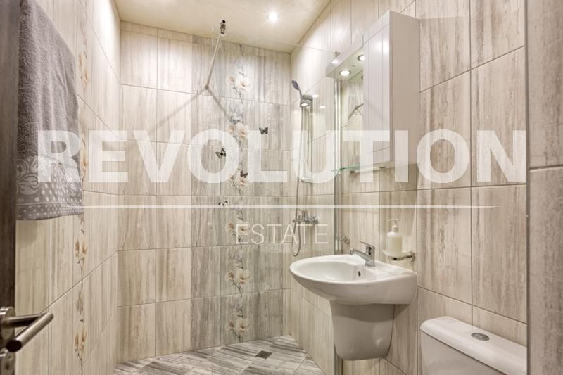 Дава се под наем Двустаен апартамент в Варна, Левски - 66 кв.м за 700 € - Снимка #5