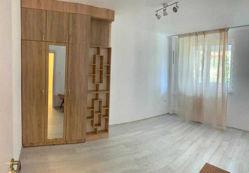 Дава се под наем Тристаен апартамент в София, Лагера - 86 кв.м за 747.66 € - Снимка #5