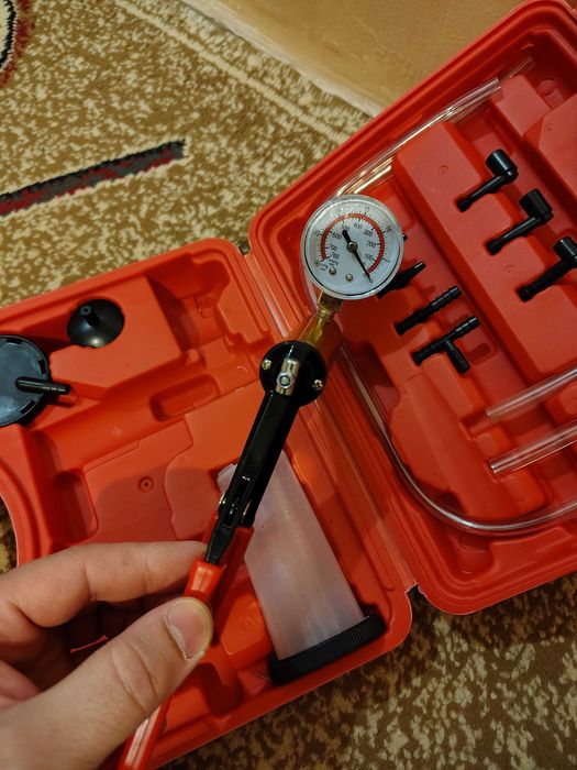 Продавам Вакуумната помпа.