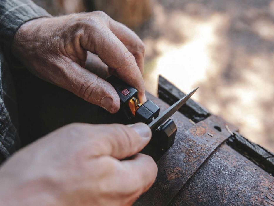 Ascutitor manual de cutite si unelte Work Sharp Pivot Plus